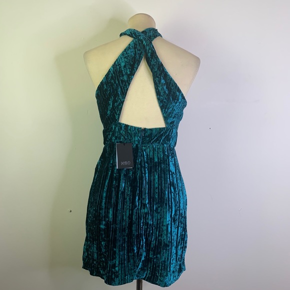 NBD Abriel Dress - Picture 8 of 8